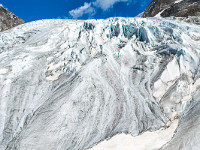 Der Hüttenaufstieg quert am Schluss diesen Gletscher. : Balfrin, Bordierhütte SAC