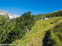 ... geht's aufwärts nach Cala : Bassa del Barone, Chironico, Rifugio della Alpe Sponda