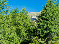 Das Rifugio Alpe Sponda (1997 m) ist auch schon in Sicht : Bassa del Barone, Chironico, Rifugio della Alpe Sponda