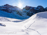 Links der Lauchernstock, der auch ein schönes Tourenziel darstellt. : Schneeschuhtour Chaiserstuhl