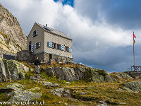 Dammahütte, 2435 m, Eigentum der SAC Sektion Pilatus. : Dammahütte