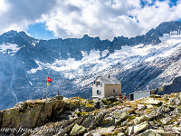 Sie ist halt schon ein Schmuckstück, die Dammahütte des SAC Pilatus, auf 2437 m gelegen. : Dammahütte