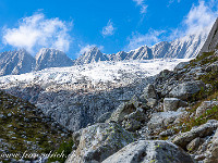 Dammakette mit Dammagletscher, der auch schon grösser war (und wahrscheinlich auch schon kleiner war). : Dammahütte