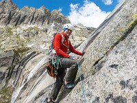 Schöne Plattenkletterei. : Gelmerhütte, Mittagfluh