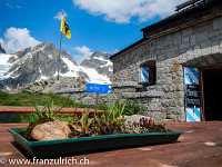 Bei der Sustlihütte angekommen, lassen wir die Kletterei Revue passieren und geniessen eine feine Rösti. : Grassen Südwand 2015