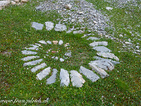 Stein-Spirale im Ochsental. : Kingspitz Engelhörner