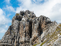 Geschafft, die Schlüsselstelle ist gemeistert. Der Gipfel des Graustocks wird über den einfachen Südostgrat erreicht. : Klettersteig Graustock Engelberg