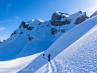 Bei hartem Schnee wäre die Querung mit Schneeschuhen recht mühsam. : Schneeschuhtour Lauchernstock