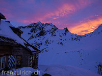 Vor der Etzlihütte : Schneeschuhtour Etzlihütte Piz Giuf Franz Grüter