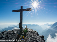 2.5 Stunden nach Aufbruch stehen wir auf dem Gipfel - herrlich! : Piz Sardona