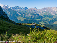 Mit der Luftseil- und der Sesselbahn fahren wir auf's Brunni ob Engelberg. : Klettersteig Rigidalstock Engelberg 2015 mit Simon