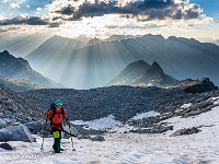 Schneefelder erleichtern den Aufstieg. : Rohrspitzli, Salbithütte