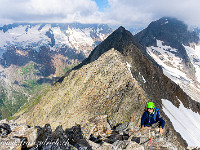 In leichter Kletterei (2b) geht es auf den Gipfel. : Rohrspitzli, Salbithütte