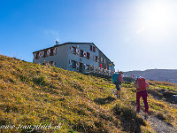 Bei der Rugghubelhütte SAC gönnen wir uns eine Pause.