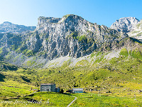 Mit der Luftseilbahn fahren wir auf die Bannalp. : Grosser Sättelistock