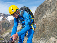 SAC-Tourenleiter Roger richtet die Abseilstelle ein. : Schijenstock