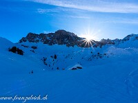 Sonnenaufgang am Rätschahorn, 2703 m. : Schneeschuhtour St. Antönien