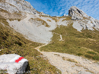 Nach einem Cordon-Bleu haben wir die verlorenen Kalorien wieder ersetzt und sind parat für den Abstieg zurück zur Lütholdsmatt. : Pilatus Tomlishorn Südgrat