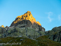 Stefan hat diesen Berg schon bestiegen und begleitet mich heute auf die Kletterei über den Südostgrat. : Wendenhorn