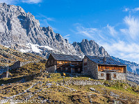Und da steht sie, die Windgällenhütte. Sie ist im Besitz des Akademischen Alpenclub Zürich (AACZ).