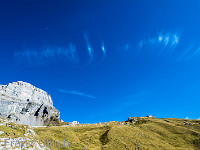 Bei der Rugghubelhütte SAC (2290 m) kehre ich in die Zivilisation zurück : Wissberg Rugghubelhütte Engelberg