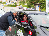 Glückliche Gesichter beim Team Pilatus in Disentis: Die Königsetappe mit den zwei Pässen ist geschafft! Morgen geht es weiter auf Umwegen nach St. Gallen. : WAVE Trophy 2018