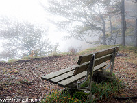 Bänkli bei der Roggenflue. : Jura Herbst