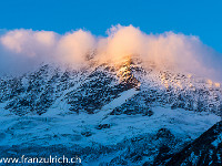 Walcherhorn (3692 m) im Morgenlicht : Berghaus Bäregg