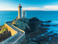 Nochmals derselbe Leuchtturm, diesmal ohne den Bunker. : Bretagne