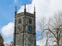 Auf dem Weg nach Westen passieren wir das Marktstädtchen Tavistock : Schottland England 2015