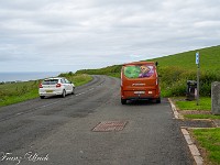 Ganz in der Nähe, an der A719, befindet sich der Electric Brae. Das ist eine Stelle wo Fahrzeuge anscheinend entgegen der Schwerkraft den Berg hoch rollen. Dies wurde auf eine Gravitationsanomalie mit elektromagnetischem Hintergrund (deshalb der Name) zurückgeführt. Jedoch ist es einfach eine optische Täuschung. : Culzean, Electric Brae, Ullswater