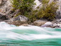 Lebendiges Wasser in der Rheinschlucht oder Ruinaulta, wie die Rätoromanen sagen. : Bach, Bewegung, Fluss, Rheinschlucht, Ruinaulta, Vorderrhein, Wasser