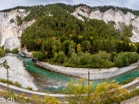 Rheinschlucht, etwas westlich der Bahnstation Versam-Safien. : Eisenbahn, Panoramafoto, Rheinschlucht, Rhätische Bahn, Ruinaulta, Vorderrhein