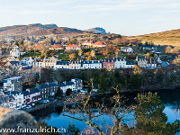 Portree, Inselhauptstadt der Isle of Skye. Die Isle of Skye ist die grösste Insel der inneren Hebriden und liegt unmittelbar vor der Westküste des schottischen Festlands : Schottland England 2015